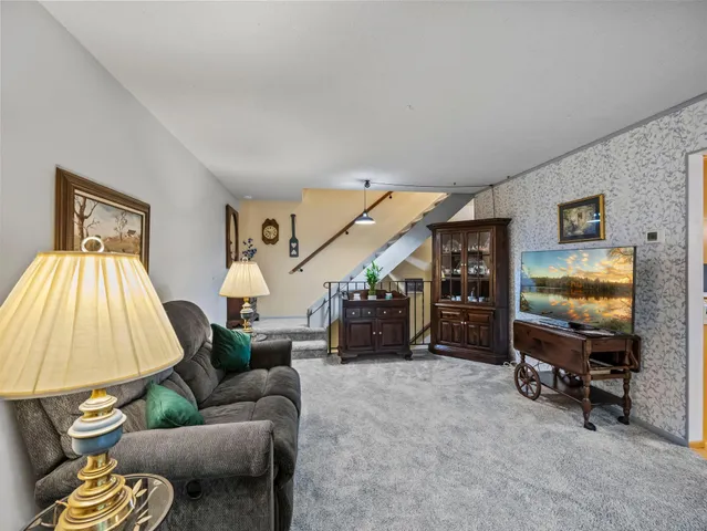 $215,000 | 2728 Shenandoah Lane North, Plymouth, MN 55447