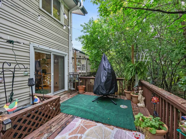 $215,000 | 2728 Shenandoah Lane North, Plymouth, MN 55447