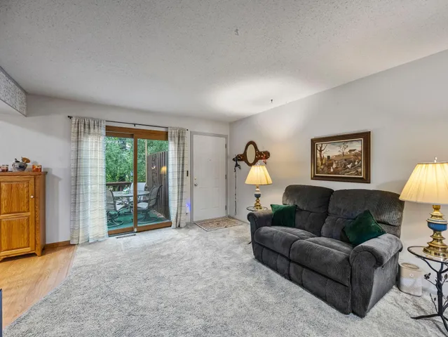 $215,000 | 2728 Shenandoah Lane North, Plymouth, MN 55447