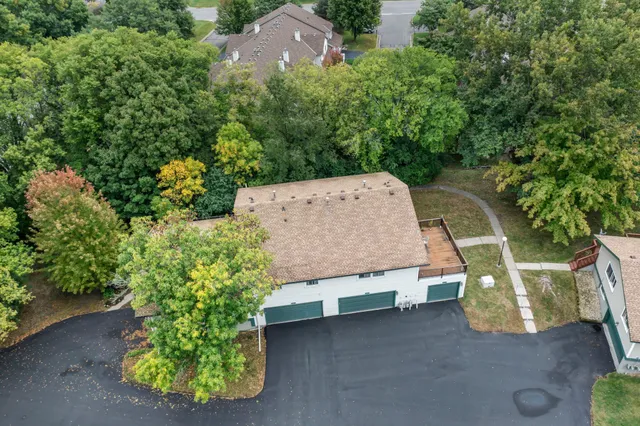 $215,000 | 2728 Shenandoah Lane North, Plymouth, MN 55447