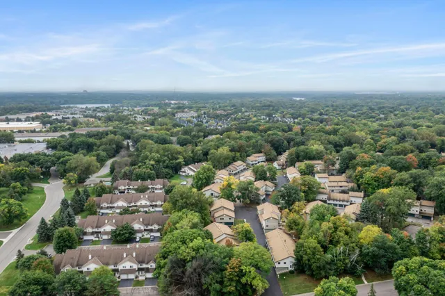 $215,000 | 2728 Shenandoah Lane North, Plymouth, MN 55447