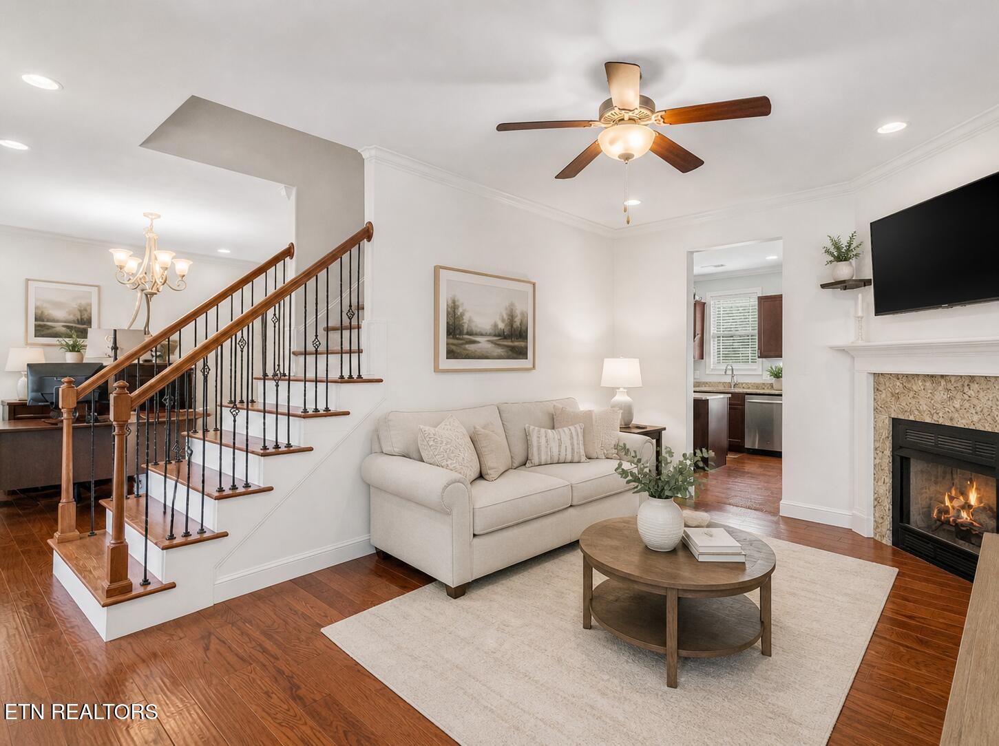 807 Galloping Lane Powell, TN 37849 - Photo 4 of 43 Virtually Staged living room