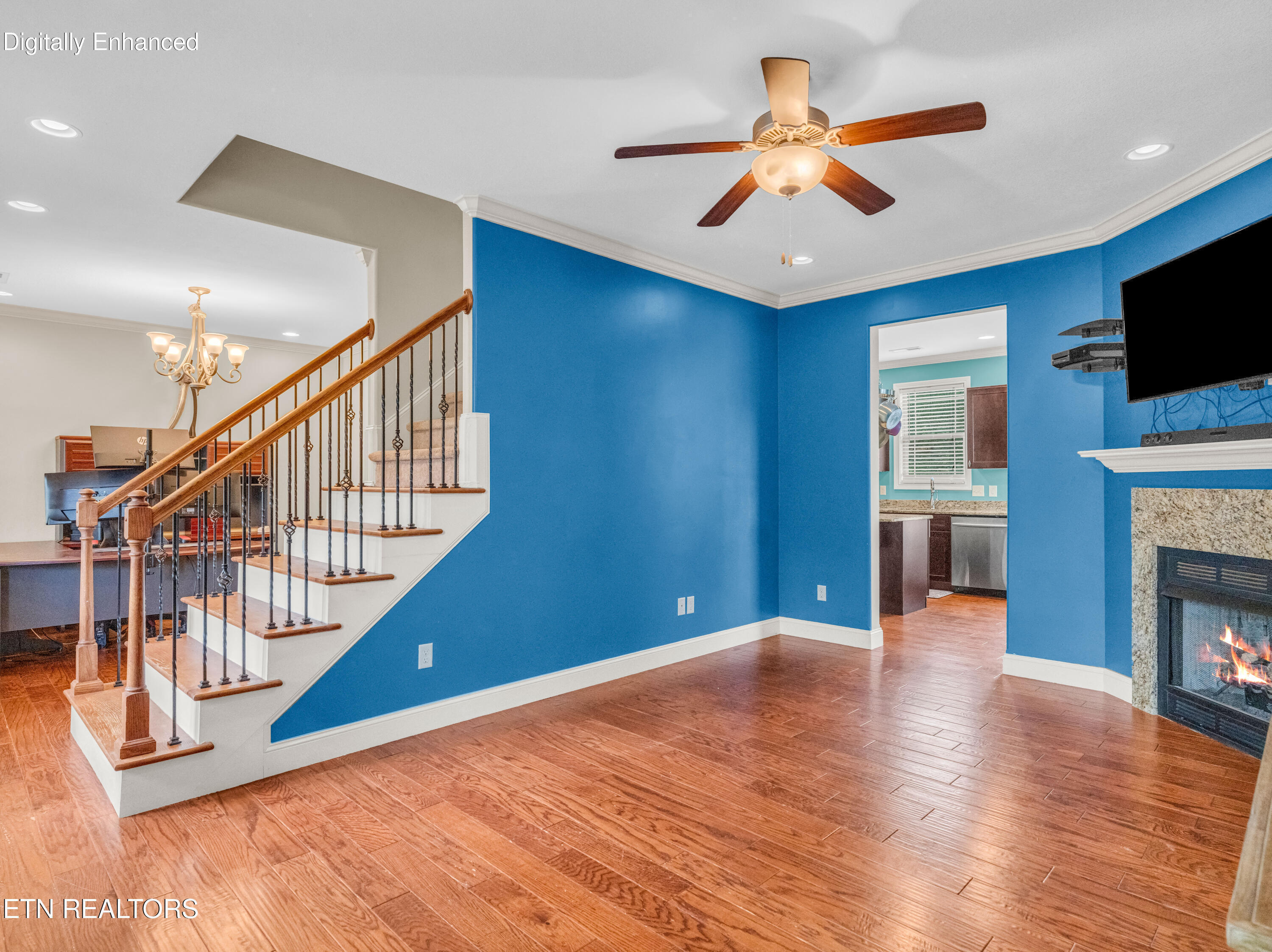807 Galloping Lane Powell, TN 37849 - Photo 6 of 31 Living Room
