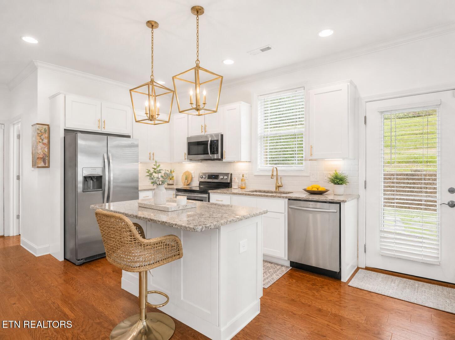 807 Galloping Lane Powell, TN 37849 - Photo 7 of 43 Virtually Staged Kitchen 3
