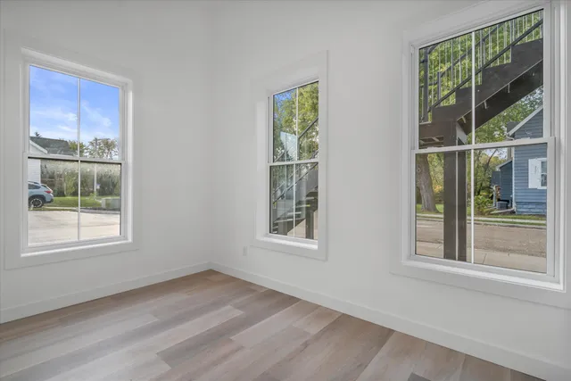 $289,900 | 308 Oak Street, Unit 101, Slinger, WI 53086