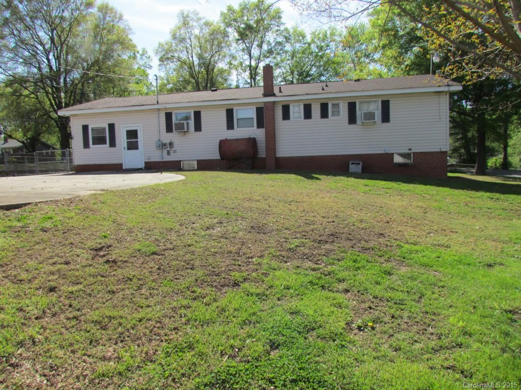 689 Sunderland Road Southwest Concord, NC 28027 - Photo 2 of 14