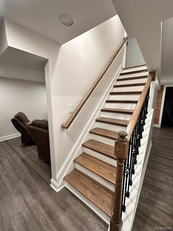 4387 Patrick Road West Bloomfield, MI 48322 - Photo 58 of 76