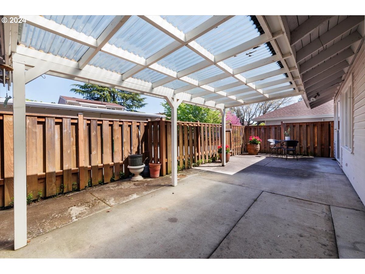 4987 Southwest Normandy Place Beaverton, OR 97005 - Photo 27 of 35 Covered Patio
