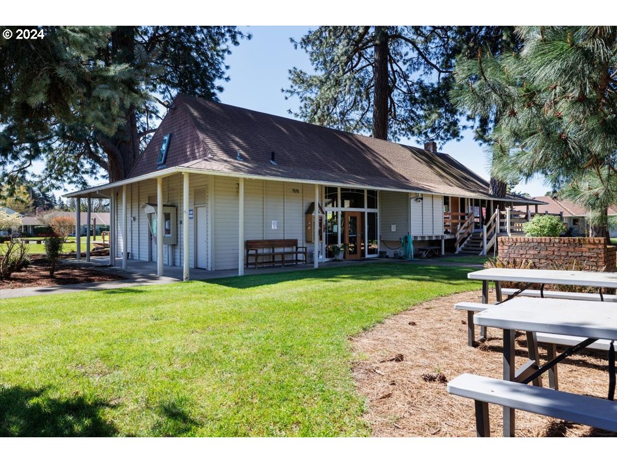 4987 Southwest Normandy Place Beaverton, OR 97005 - Photo 33 of 35 Community Park