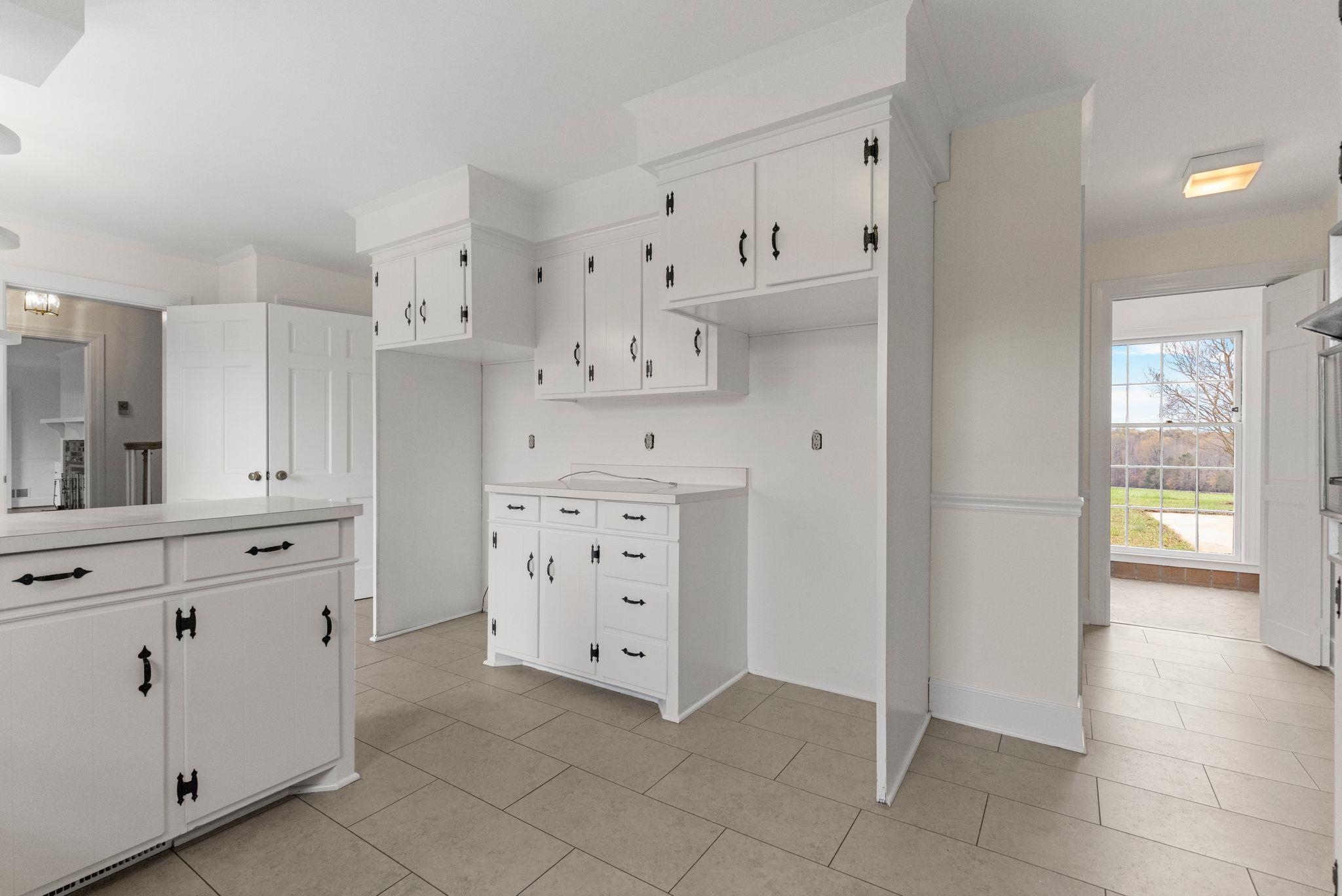 802 Hickory Hollow Road Inman, SC 29349 - Photo 19 of 34