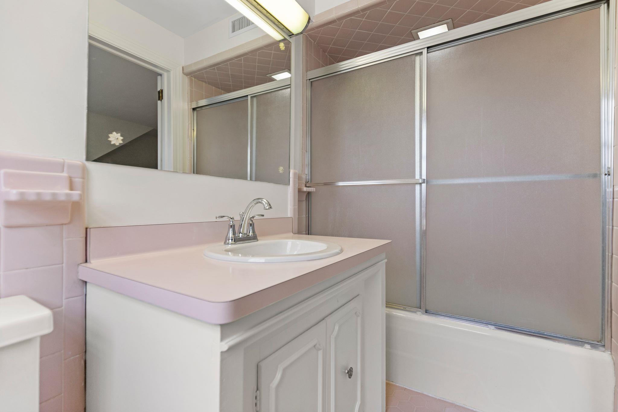 802 Hickory Hollow Road Inman, SC 29349 - Photo 24 of 34