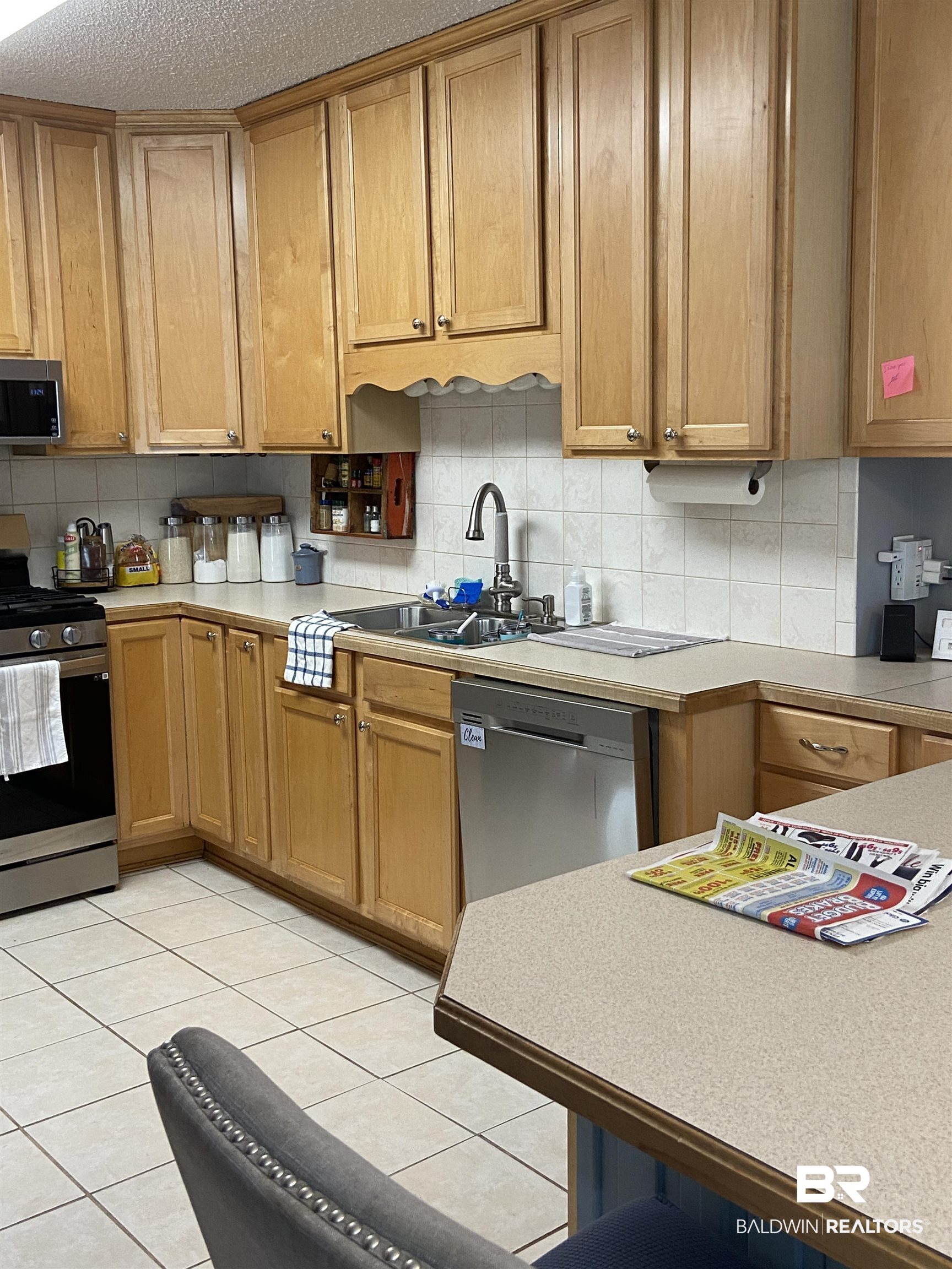 218 2nd Street Mobile, AL 36611 - Photo 3 of 18