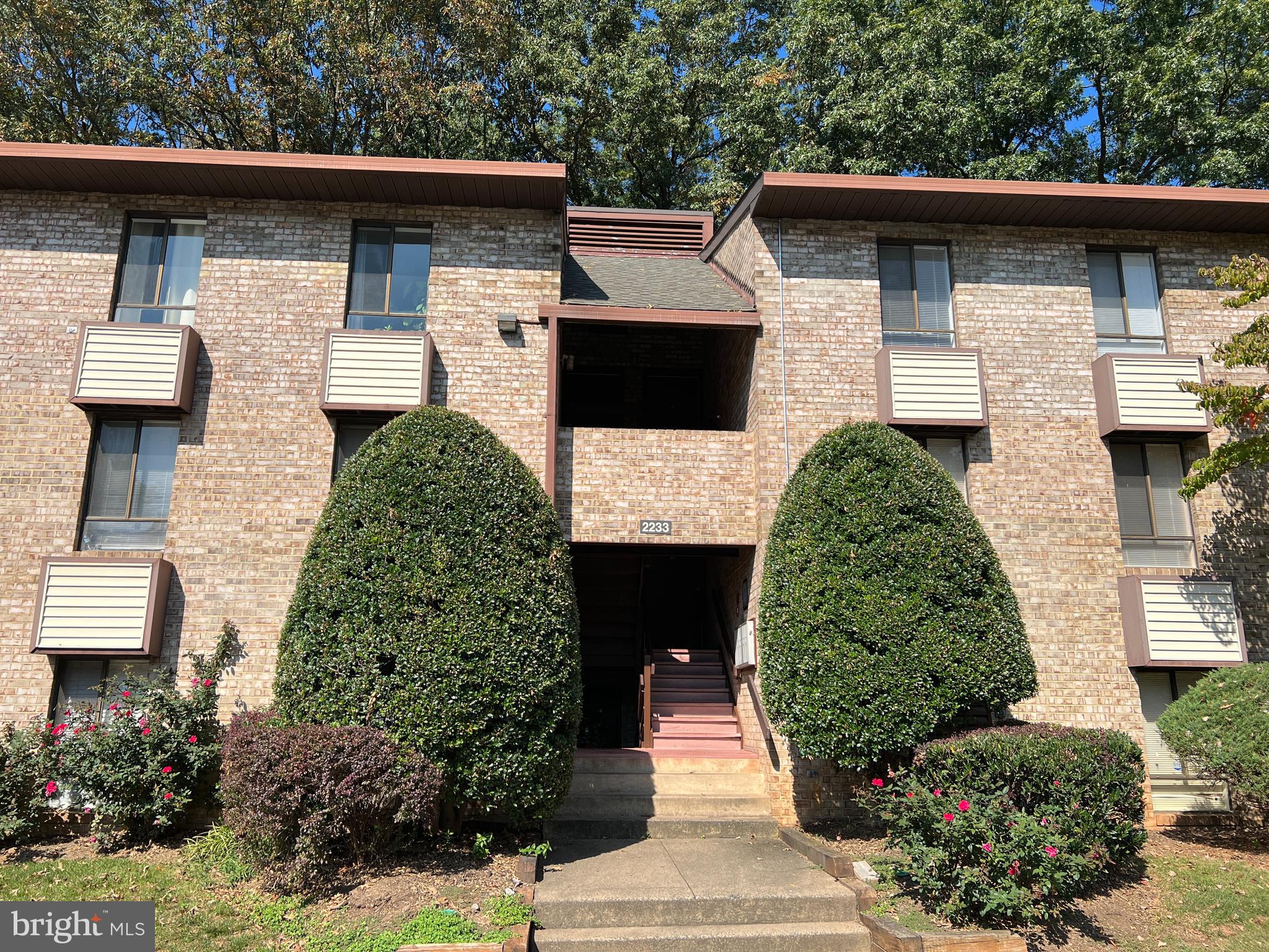 2233 Castle Rock Square, Unit 12C Reston, VA 20191 - Photo 1 of 30 Gallery Image 1