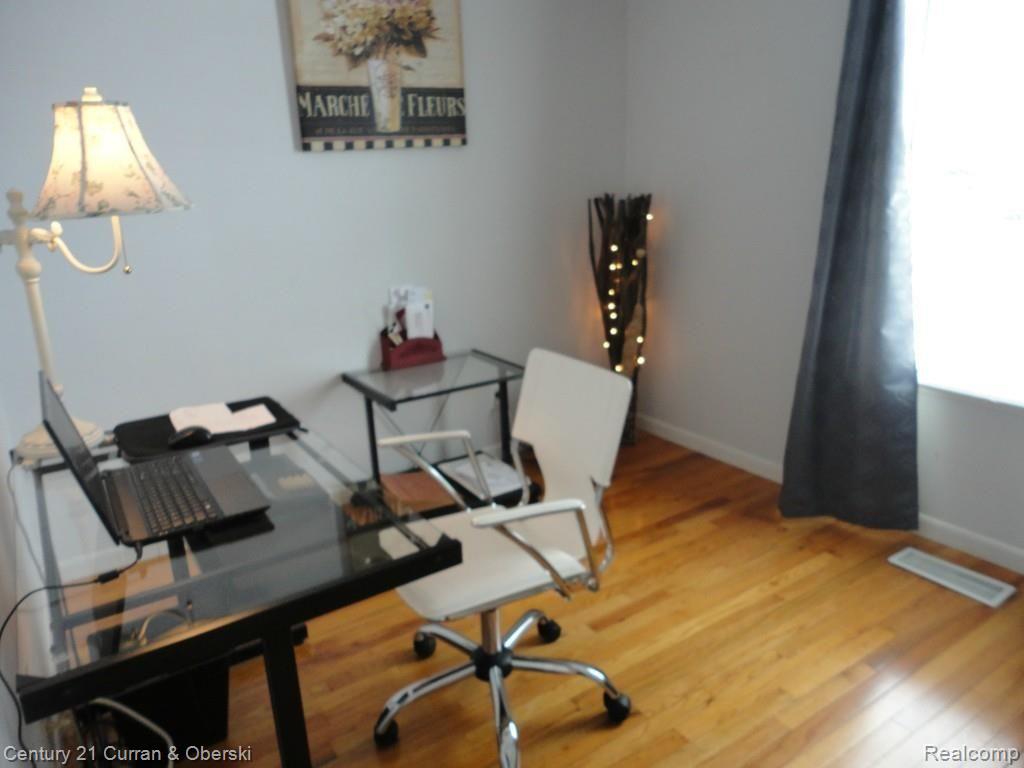 3945 Cone Avenue Rochester Hills, MI 48309 - Photo 20 of 28