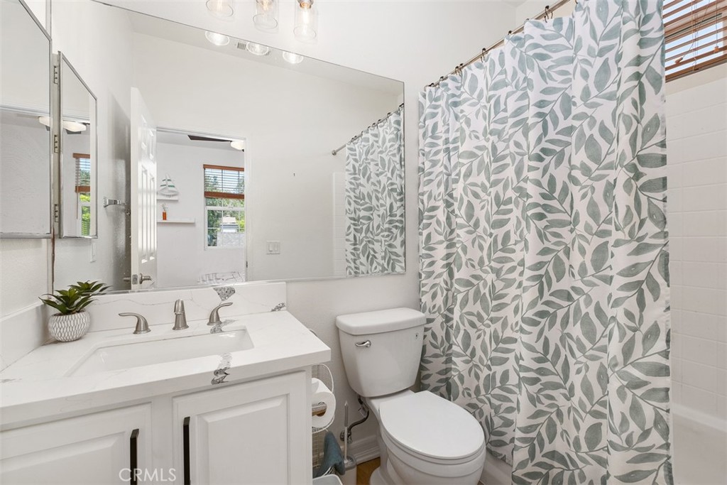10 Thorp Ladera Ranch, CA 92694 - Photo 20 of 37