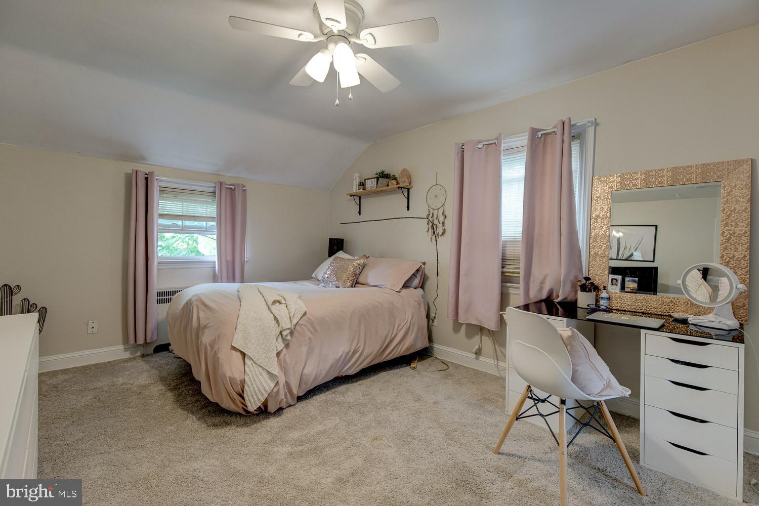 221 Avon Road Springfield, PA 19064 - Photo 20 of 35 3rd Bedroom