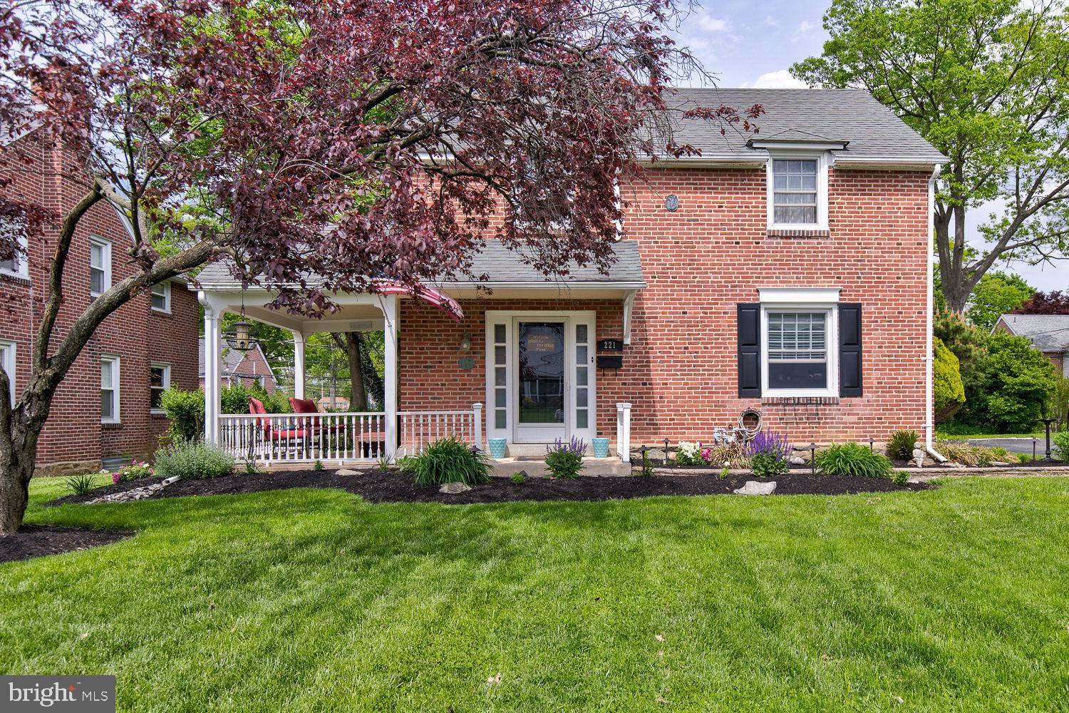 221 Avon Road Springfield, PA 19064 - Photo 3 of 35 View -Front of the house