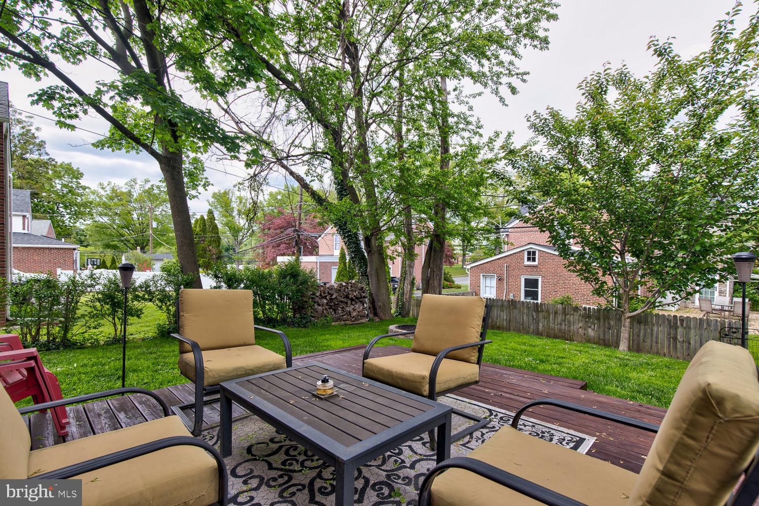 221 Avon Road Springfield, PA 19064 - Photo 27 of 35 Great4 for all your entertaining family & friends.