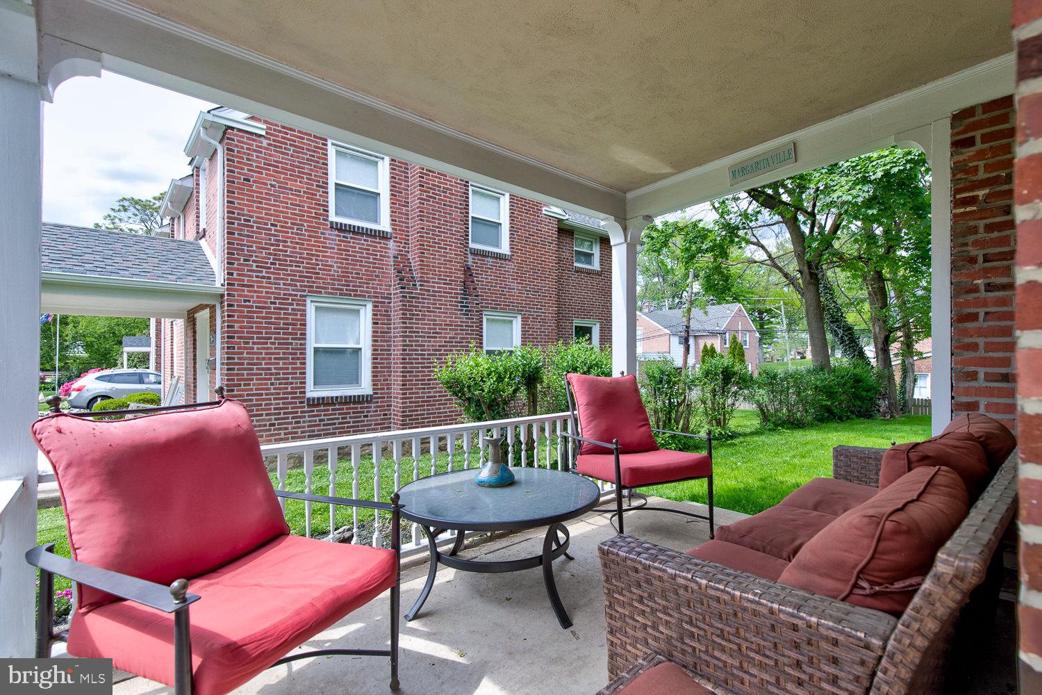 221 Avon Road Springfield, PA 19064 - Photo 4 of 35