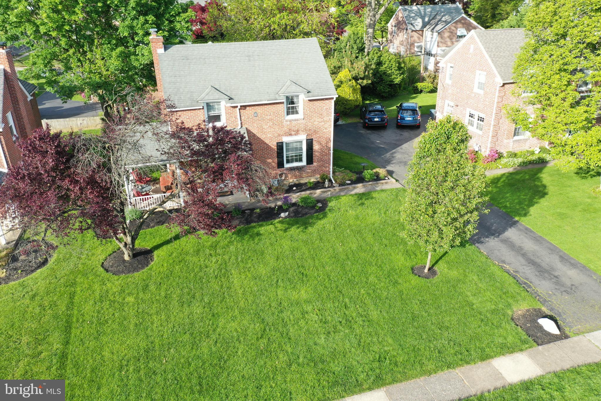 221 Avon Road Springfield, PA 19064 - Photo 31 of 35 Front yard