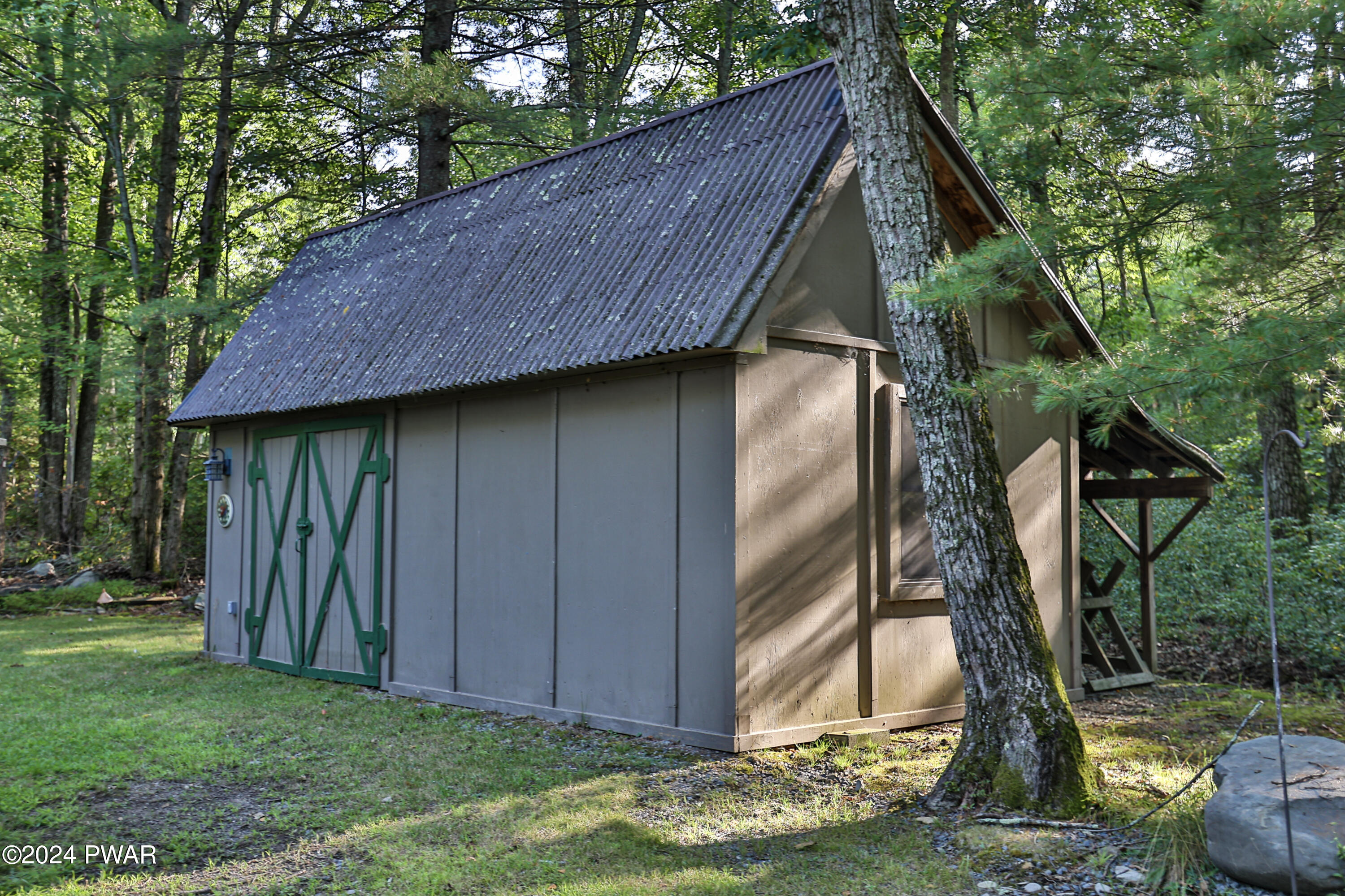 116 Chestnut Hill Road Shohola, PA 18458 - Photo 15 of 40 Barn