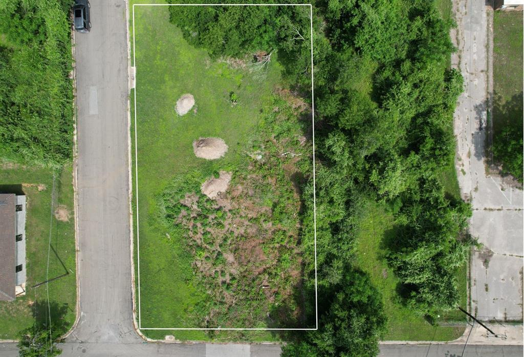 1908 Seley Avenue Waco, TX 76704 - Photo 2 of 4 an aerial view of a residential houses