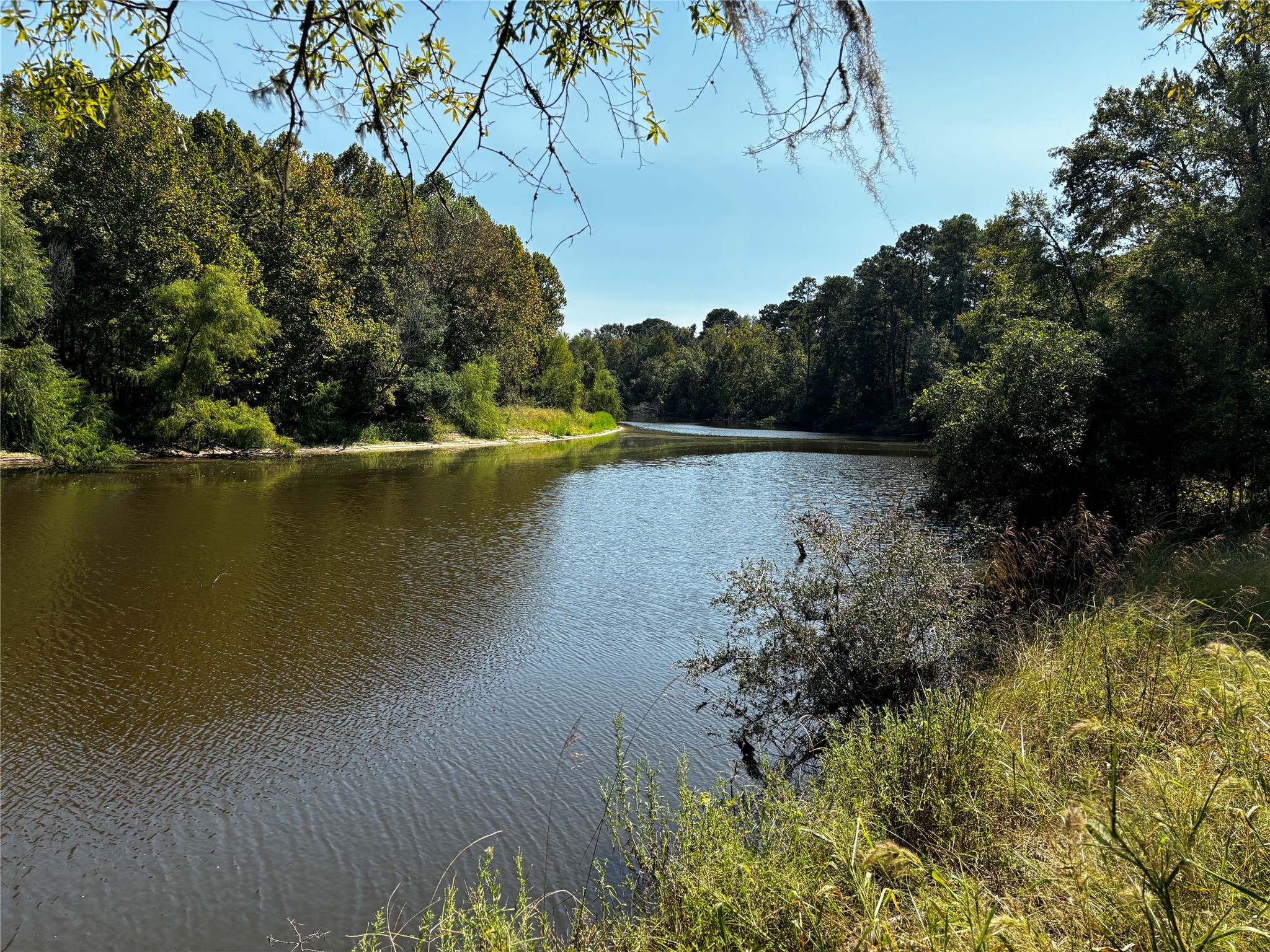 a view of a lake with outdoor space