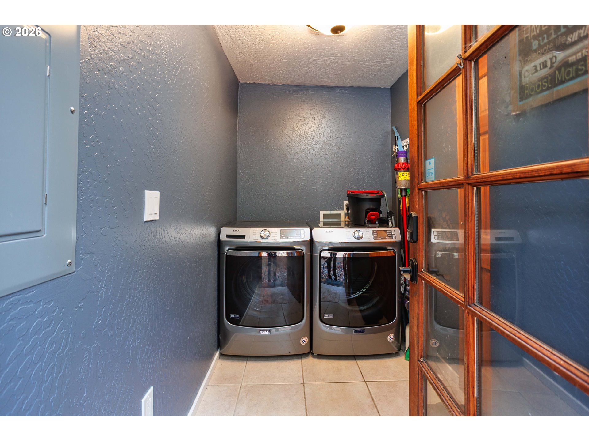 71381 Fishhawk Road Birkenfeld, OR 97016 - Photo 18 of 26 a utility room with dryer and washer