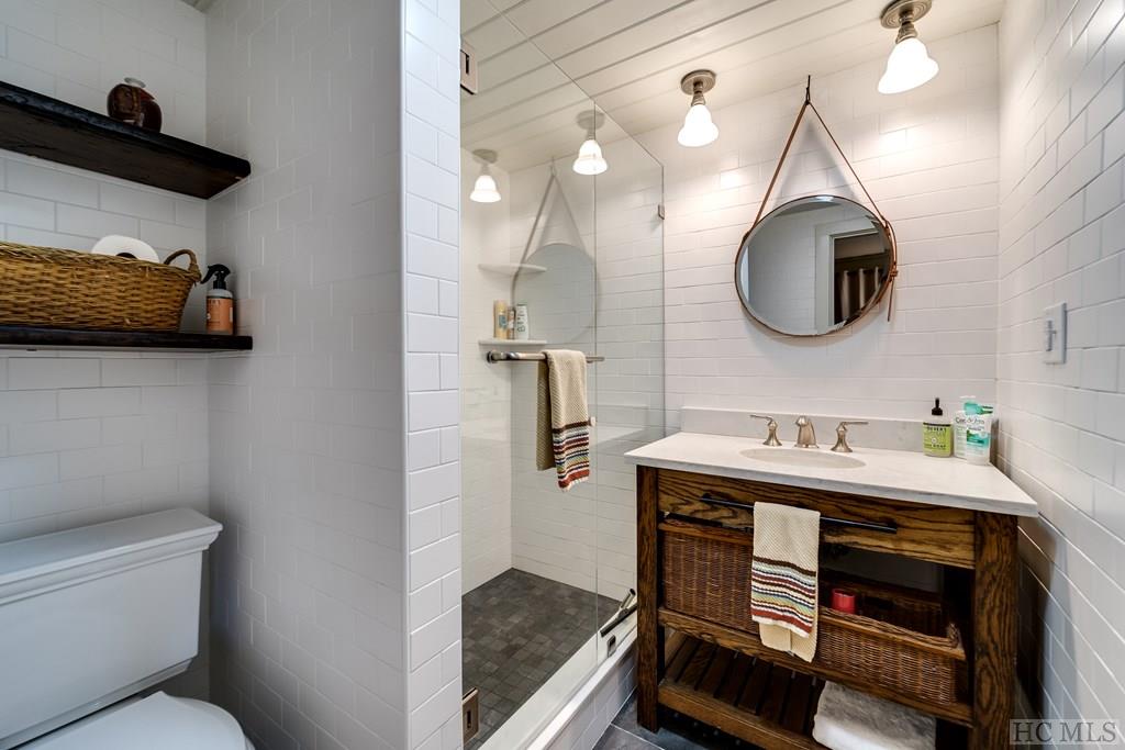 138 Wade Road Cashiers, NC 28717 - Photo 33 of 38 Gallery Image 33