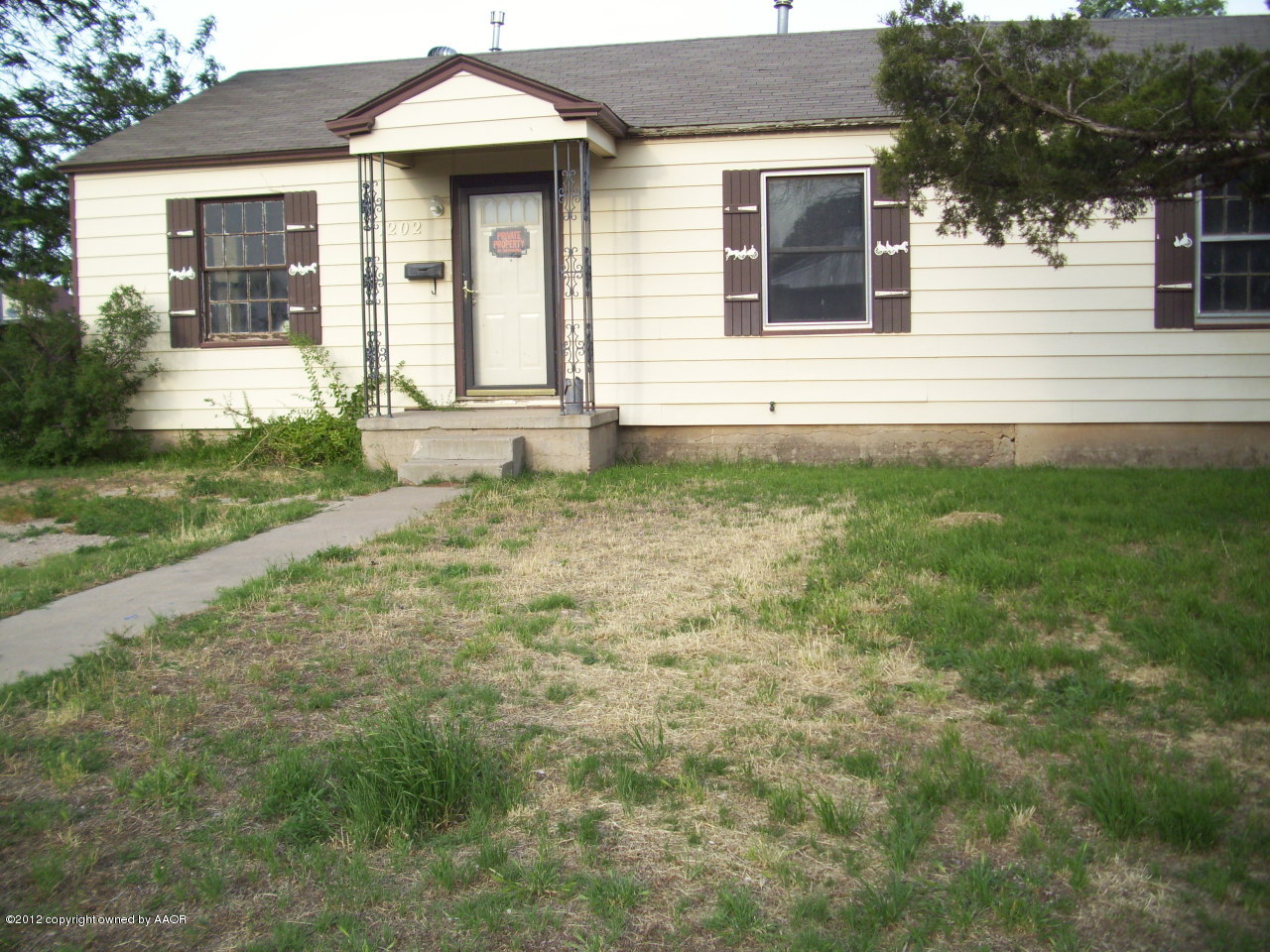1202 North Spring Street Amarillo, TX 79107 - Photo 10 of 11 Front