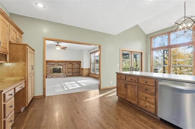 $475,000 | 5501 West 155th Street, Overland Park, KS 66223