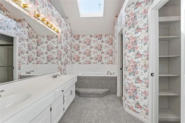 $475,000 | 5501 West 155th Street, Overland Park, KS 66223