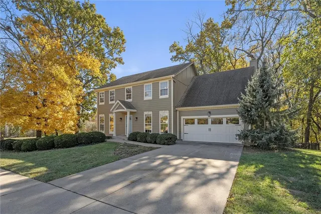 $475,000 | 5501 West 155th Street, Overland Park, KS 66223
