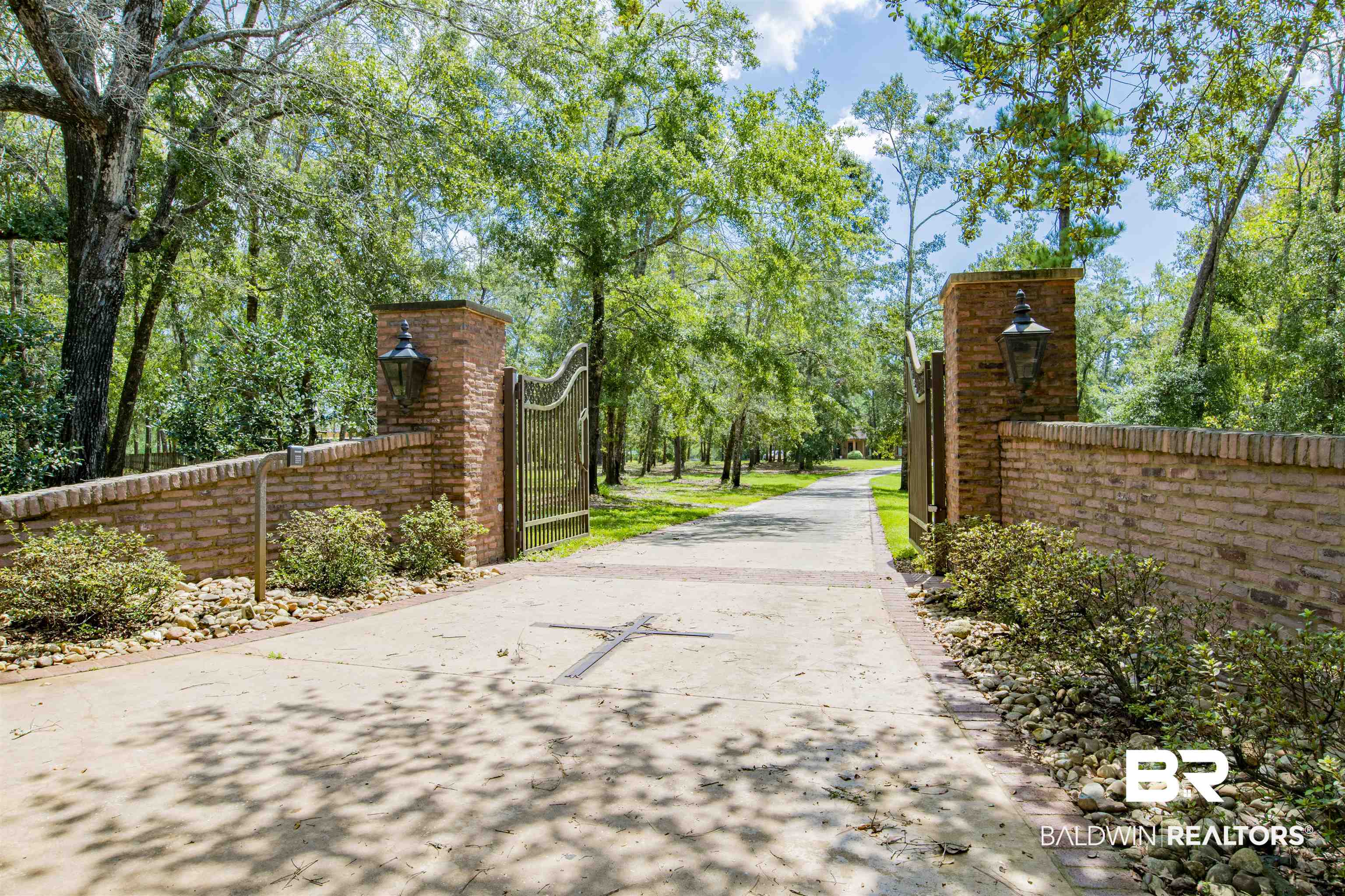 26198 Crawford Road East Elberta, AL 36530 - Photo 6 of 49
