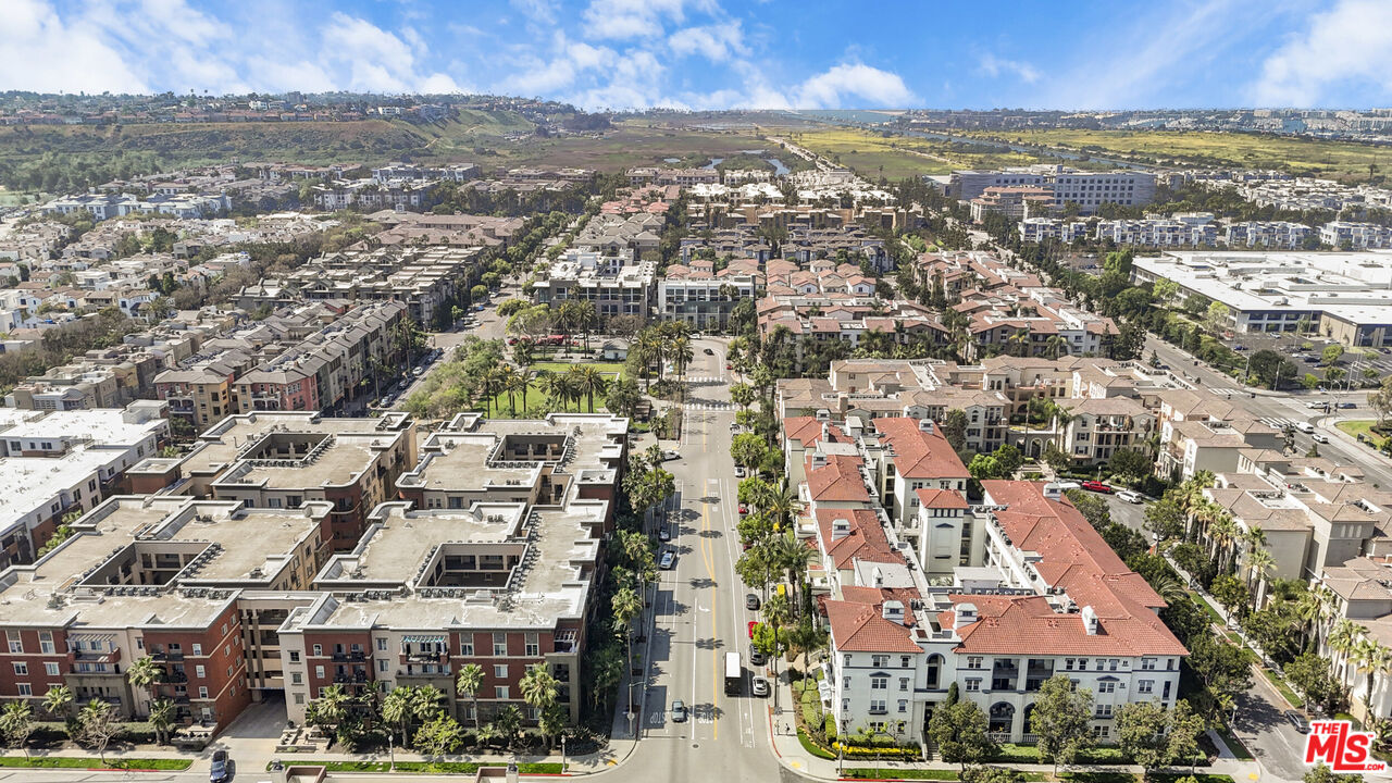 12963 West Runway Road, Unit 121 Playa Vista, CA 90094 - Photo 29 of 46 an aerial view of residential houses with city view