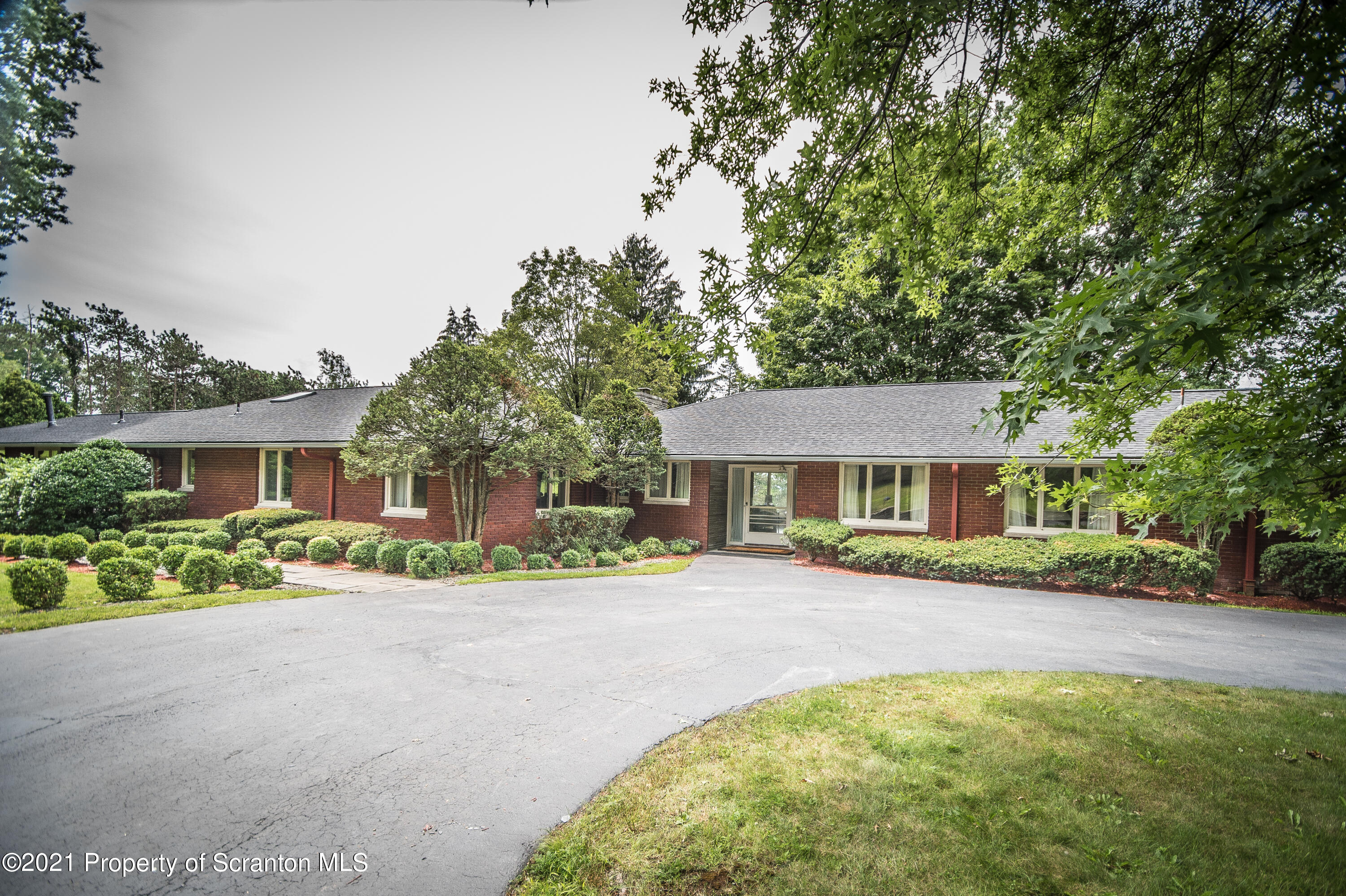 206 Stevenson Road Clarks Summit, PA 18411 - Photo 1 of 109 Gallery Image 1