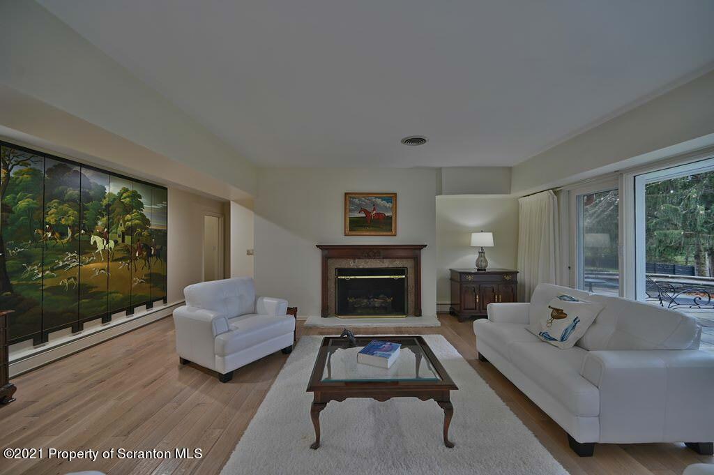 206 Stevenson Road Clarks Summit, PA 18411 - Photo 8 of 109 Gallery Image 8