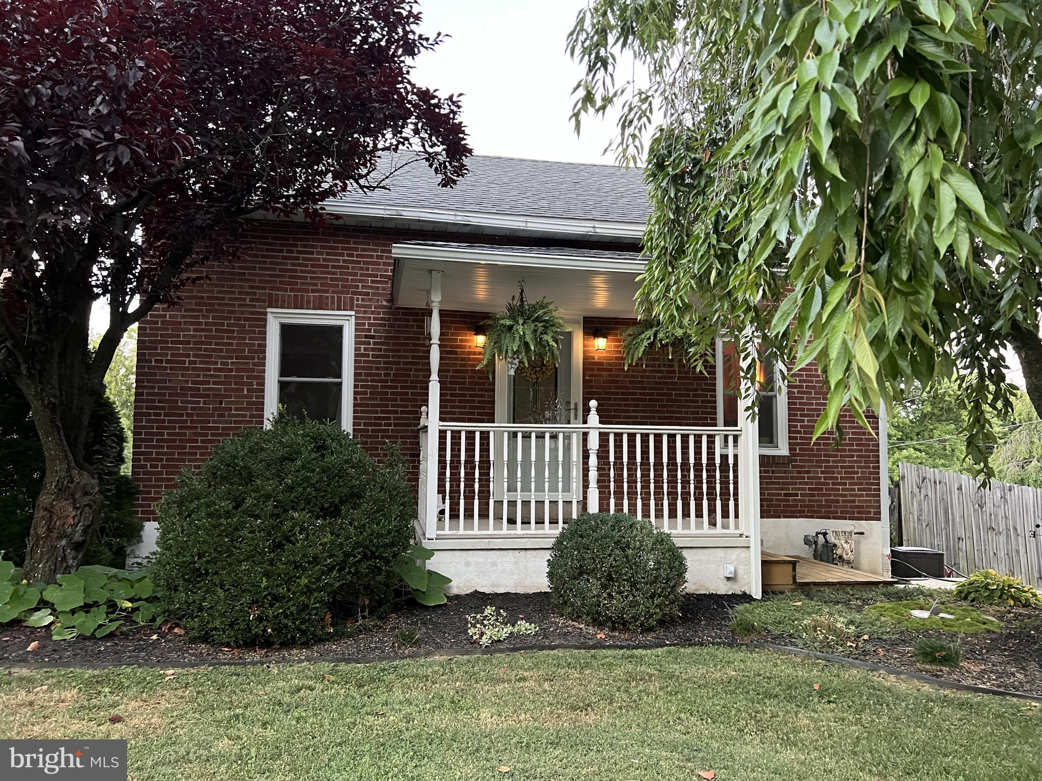 507 Summit Avenue Reading, PA 19607 - Photo 1 of 50 Great Starter Home or Ready to downsize ?