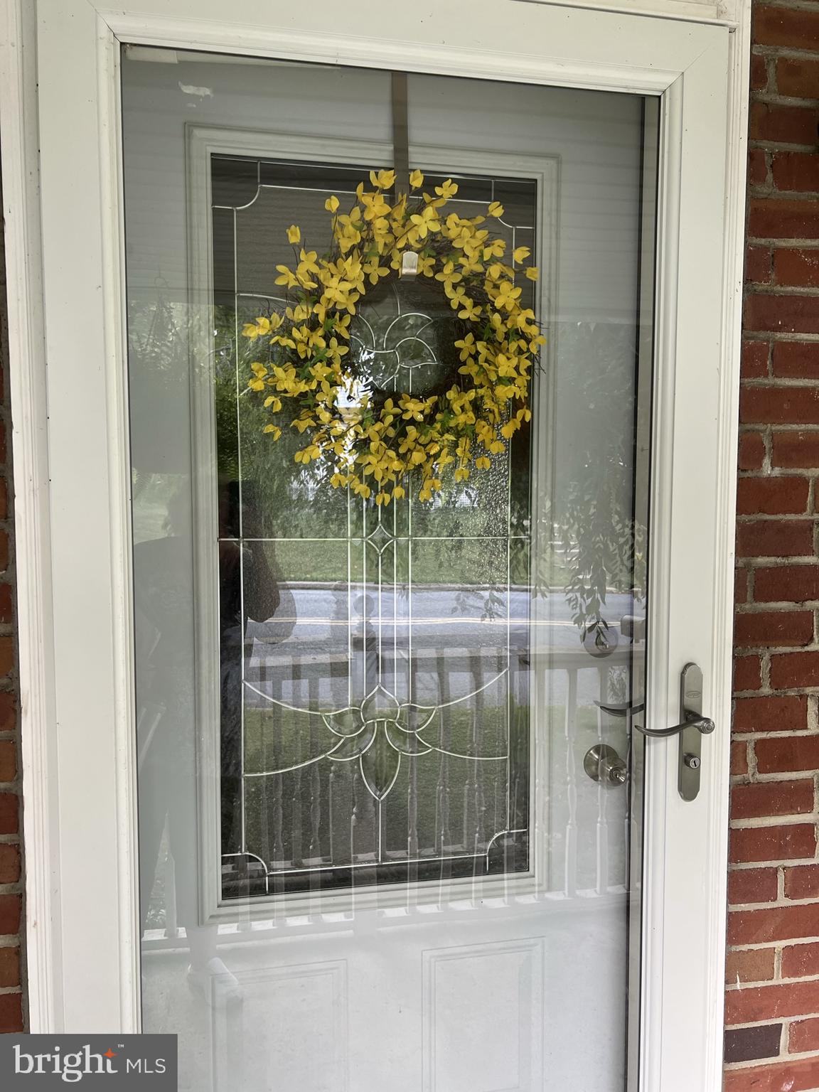 507 Summit Avenue Reading, PA 19607 - Photo 3 of 50 New leaded glass entrance door