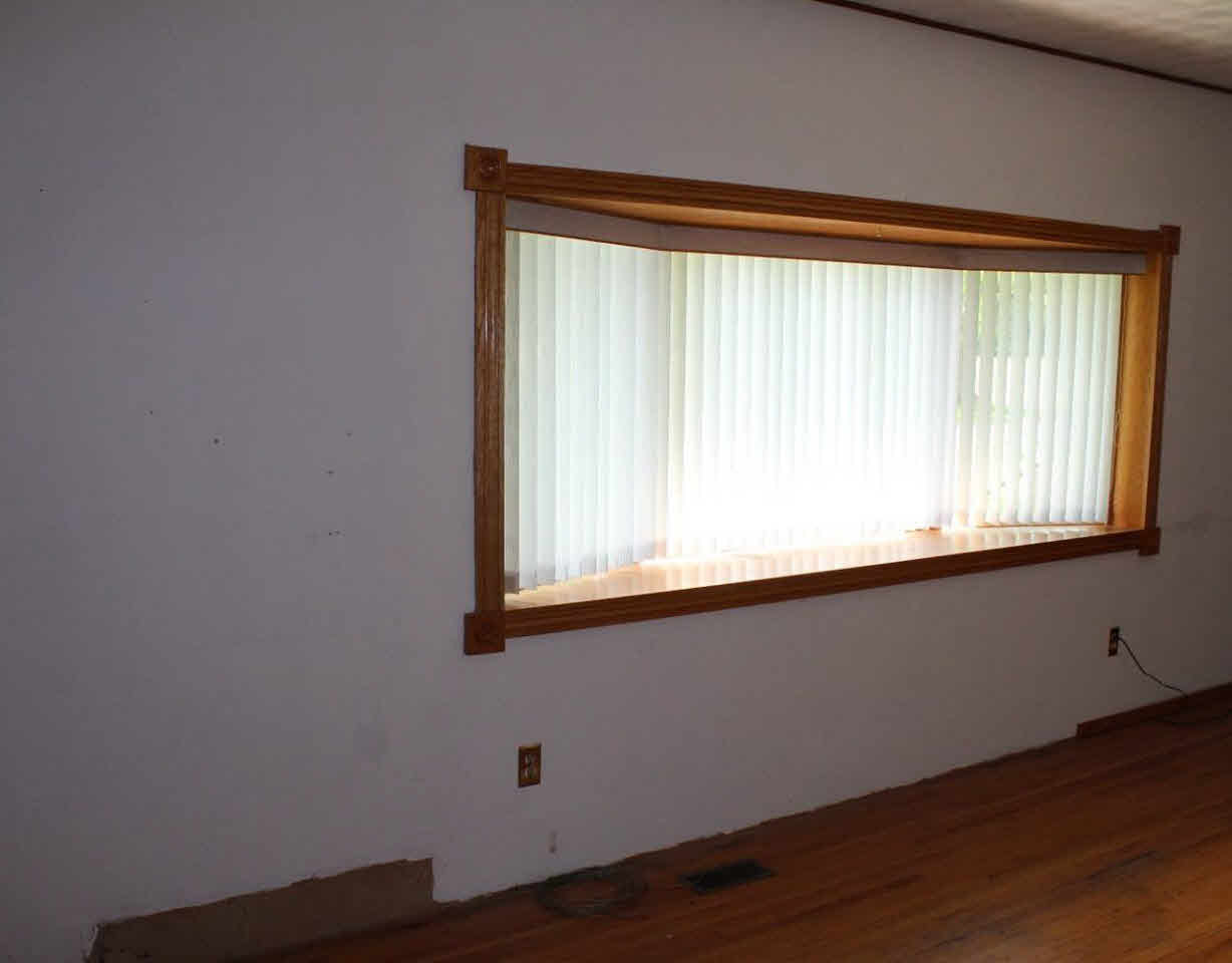 11554 Bell Road Burt, MI 48417 - Photo 5 of 19 21299199-4.JPG