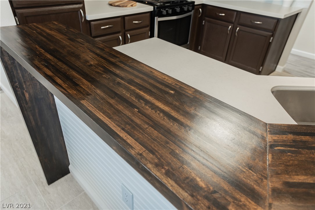 2154 Running River Road Henderson, NV 89074 - Photo 18 of 49