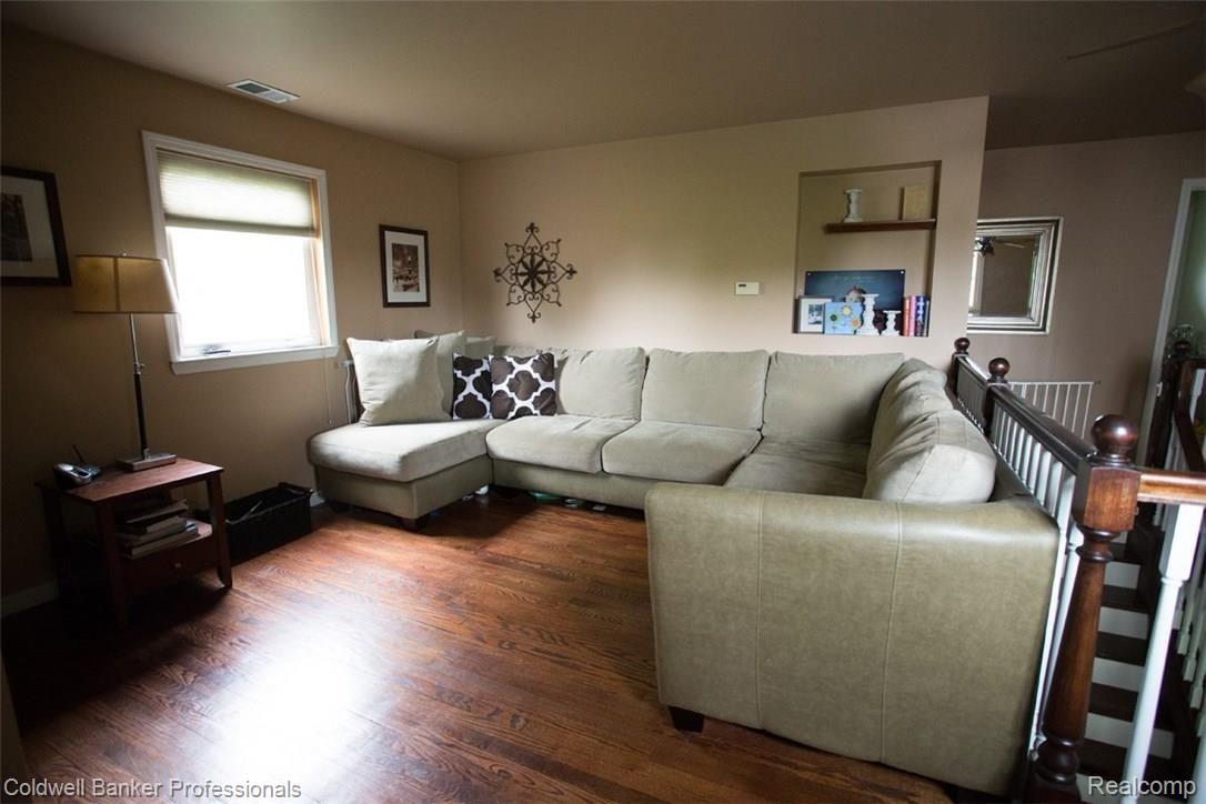 11635 Pardee Road Taylor, MI 48180 - Photo 44 of 81 ML1D0039.jpg