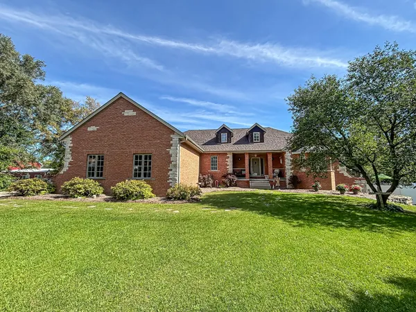 $699,900 | N3838 West Water Street, Sullivan, WI 53178