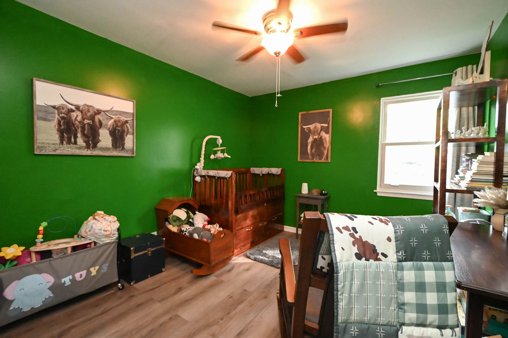 1333 Regency Lane Round Lake, IL 60073 - Photo 22 of 31 a living room with furniture and a window