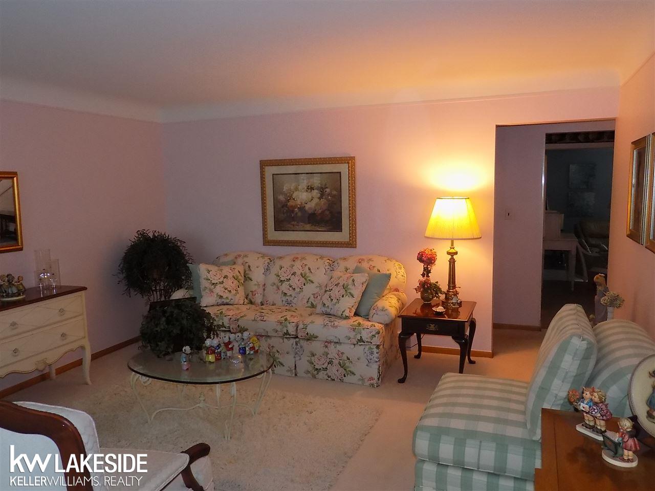 8484 Potomac Center Line, MI 48015 - Photo 7 of 26 Gallery Image 7