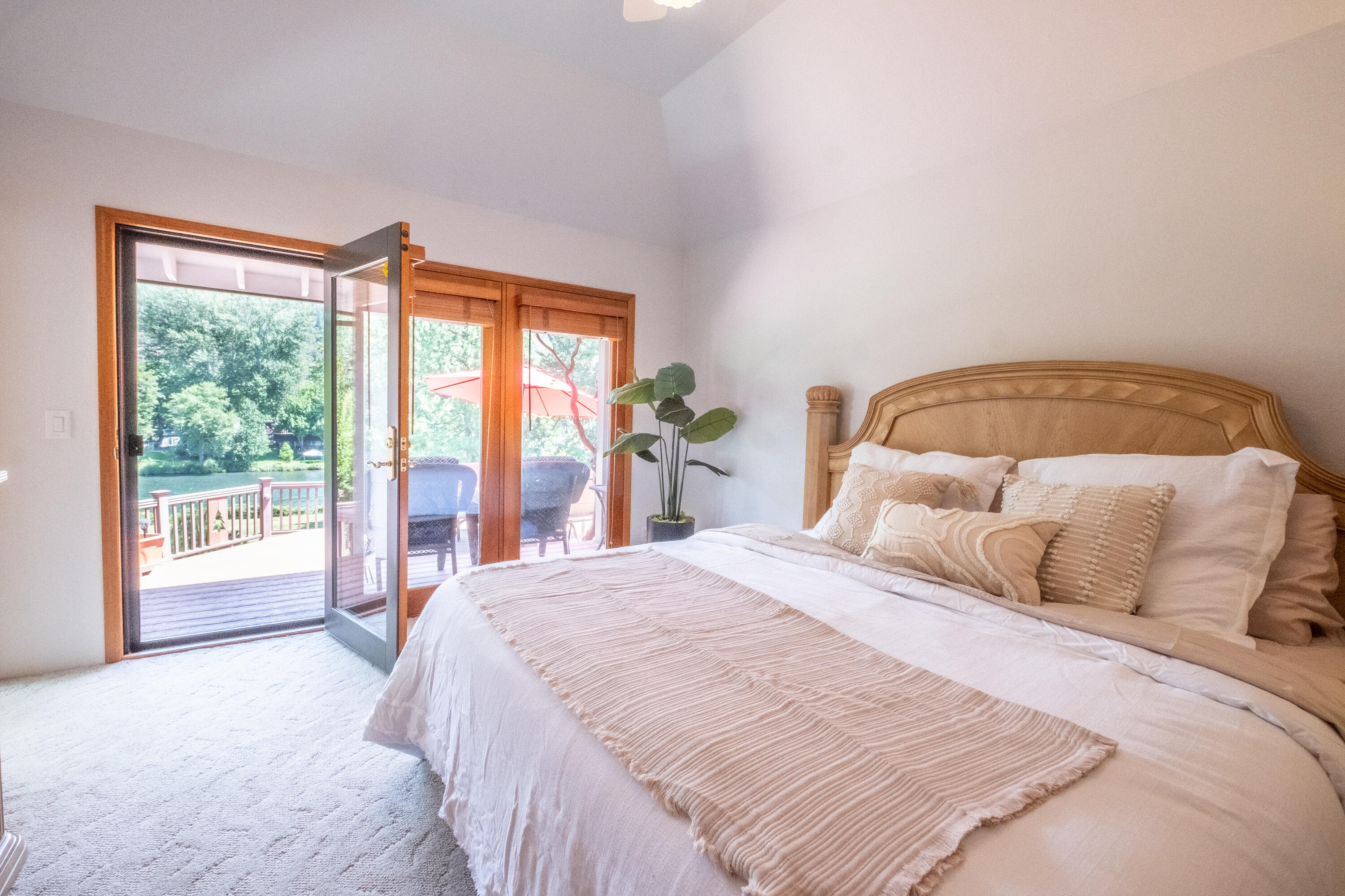 243 Rene Drive Shady Cove, OR 97539 - Photo 24 of 72 Primary Bedroom w/ porch access