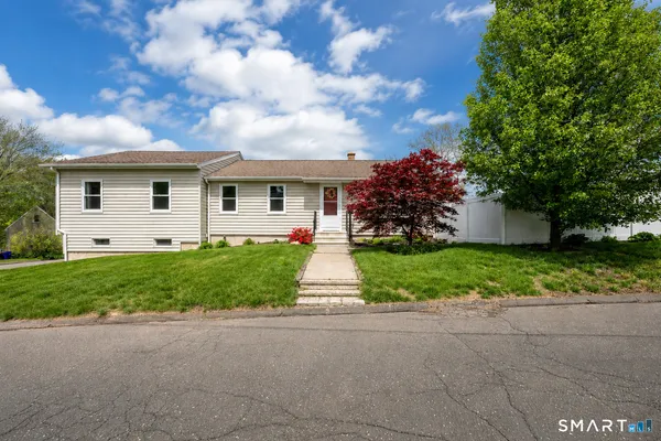 $324,900 | 38 Harris Street, Middletown, CT 06457