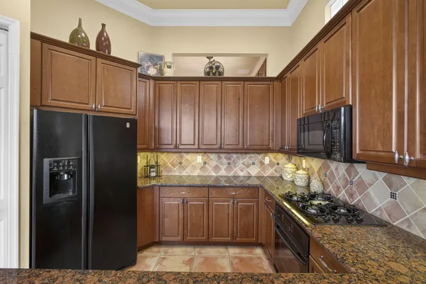 $7,500 | 207 Andalusia Drive, Palm Beach Gardens, FL 33418