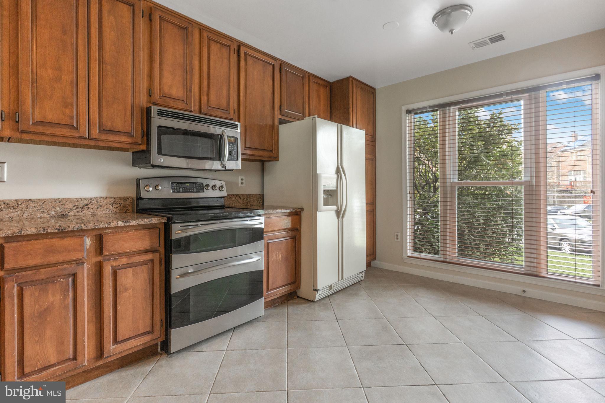 9212 Oregold Court Laurel, MD 20708 - Photo 12 of 44 Gallery Image 12