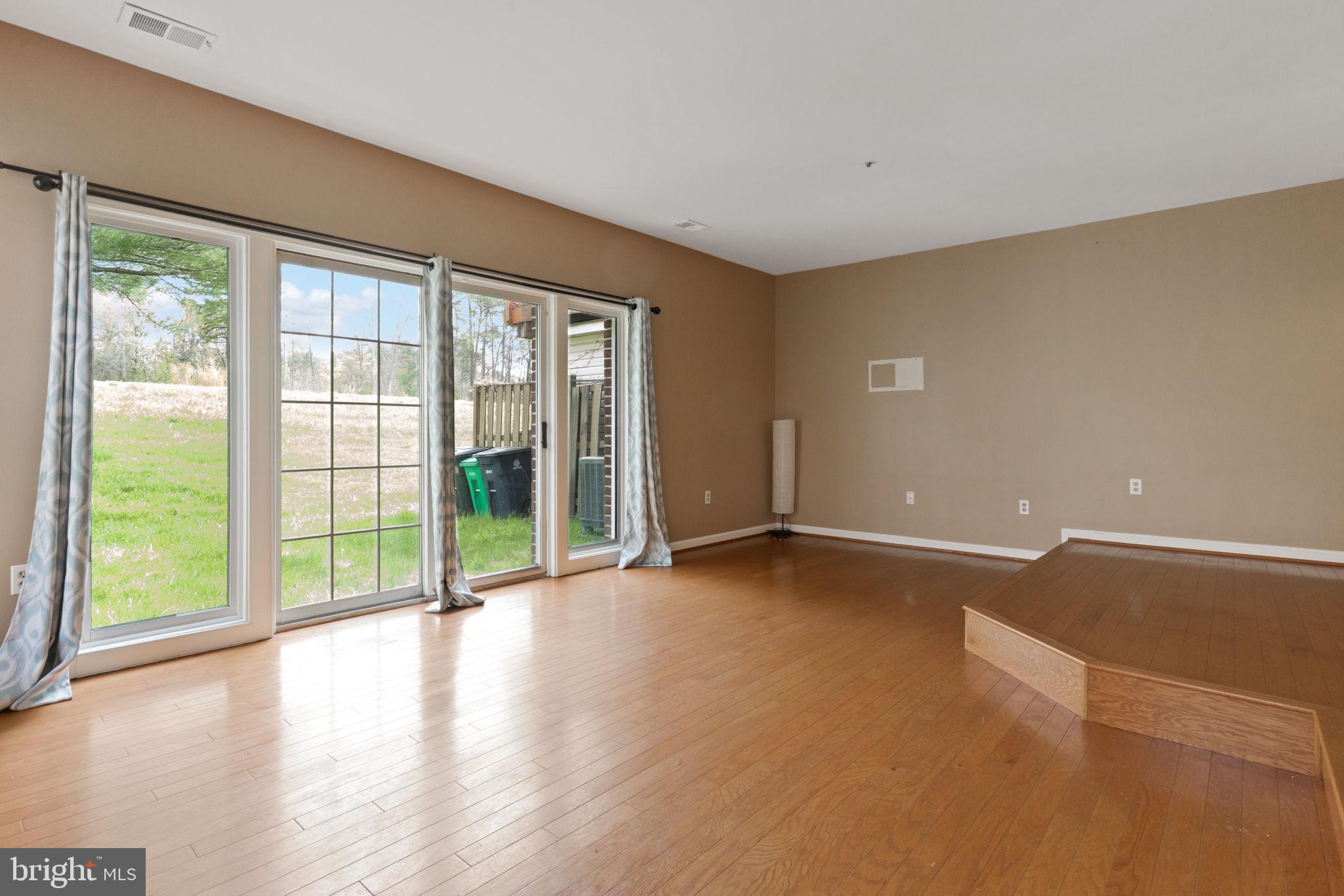 9212 Oregold Court Laurel, MD 20708 - Photo 17 of 44 Gallery Image 17
